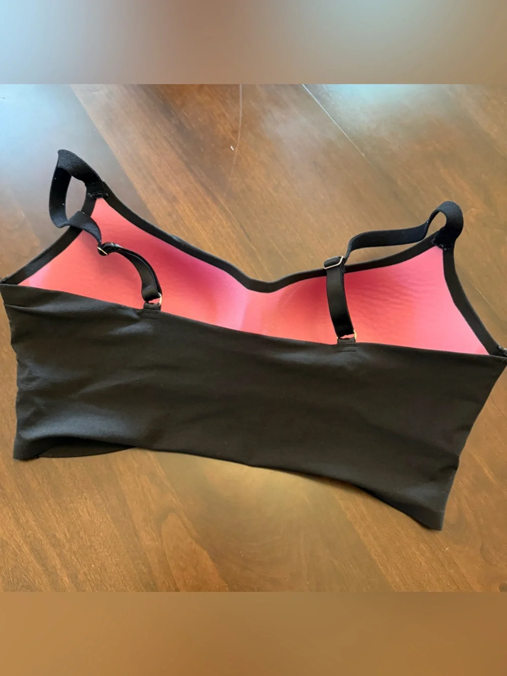 2 PINK Victoria’s Secret Wireless Lightly Lined Bra size large - Picture 9 of 10